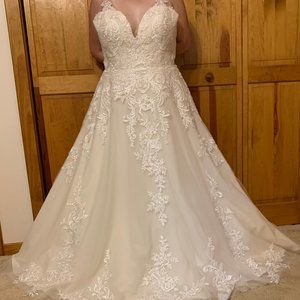 Bridal Wedding Gown